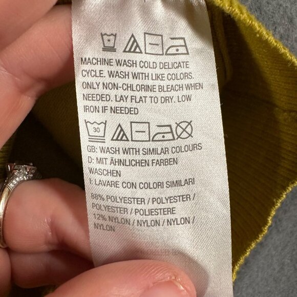 Candace Cameron Bure XS Green Button-Up Cardigan Ruffled Cuffs Lightweight - Picture 5 of 7